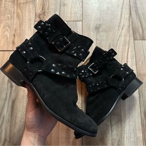 FRYE Carly Stud Short Suede Boot/Booties Black Sz 8